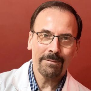 دکتر علیرضا خواجه میرزائی متخصص عمومی
