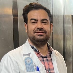 دکتر منصور پاریاب جراح و متخصص ارتوپدی