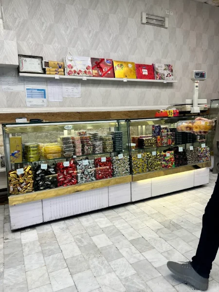 گالری تصاویر شیرینی فروشی توتک گرگان 1